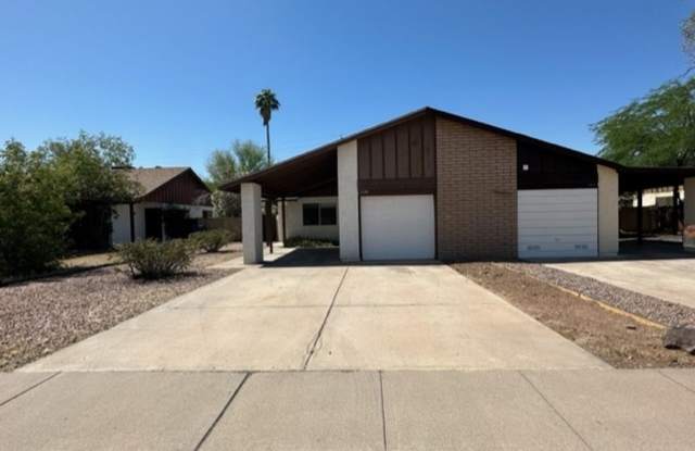 Great Tempe Location with freeway access to any part of town. photos photos