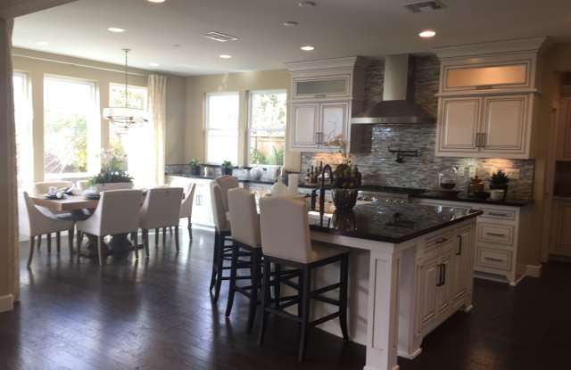 Gorgeous Former Model Home with photos photos