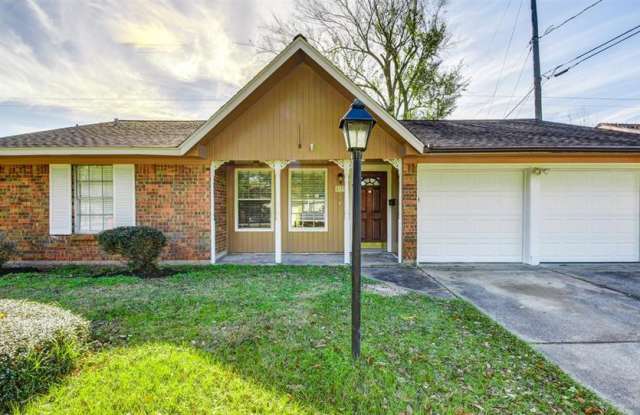 4233 Ember 4233 Ember Lane - 4233 Ember Lane, Deer Park, TX 77536