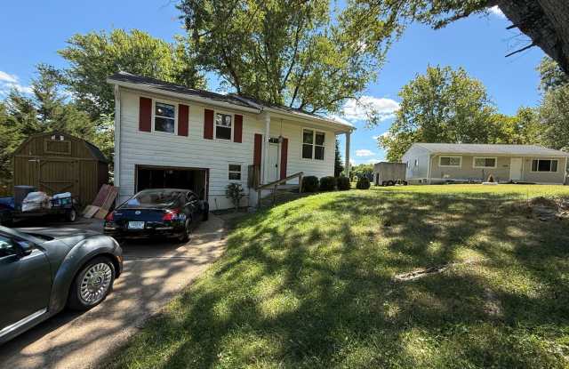 213 S. Poplar Drive photos photos