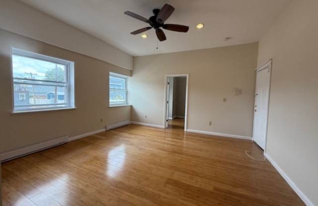 216 Main St photos photos