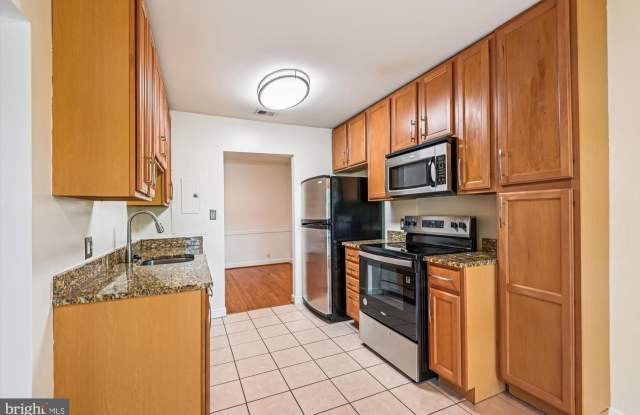 300 HILLTOP LN #300I photos photos