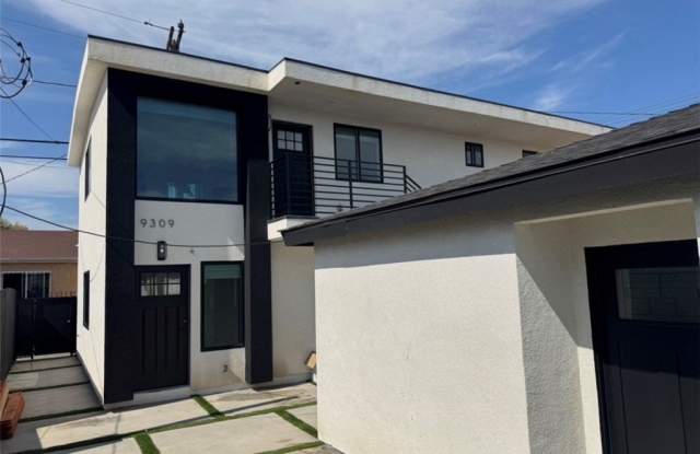 9307 S Budlong photos photos