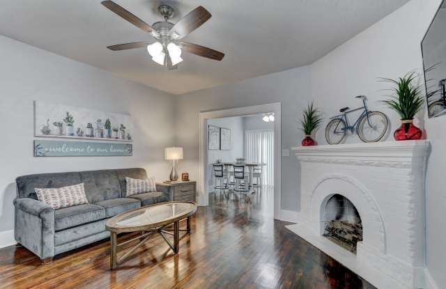 402 E 3rd St - 1 photos photos 402 E 3rd St - 1 photos photos