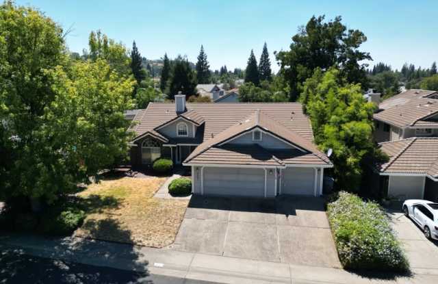 5663 Montclair Circle photos photos