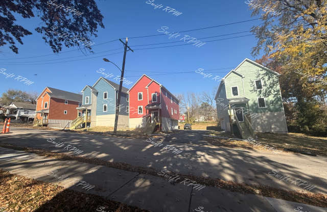 1030 Oakland Avenue - 1 photos photos