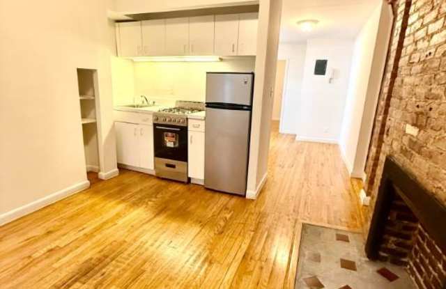 148 Sullivan Street - 148 Sullivan Street, New York City, NY 10012