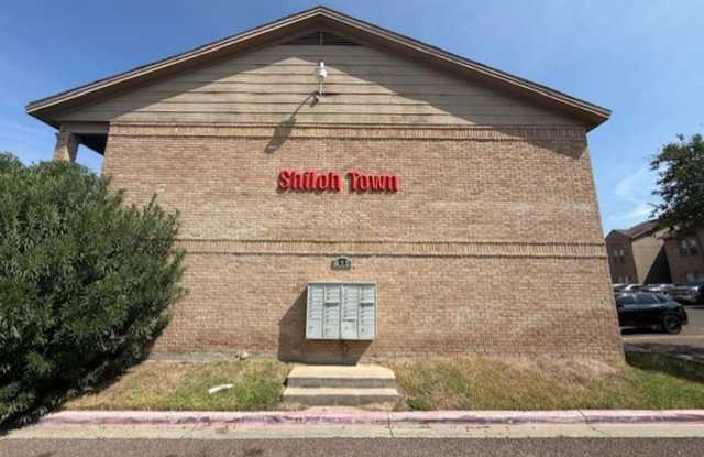 Shiloh Town photos photos