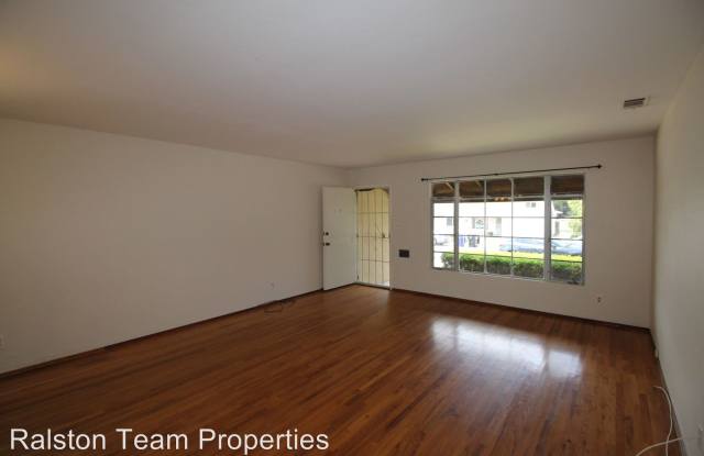 6779 Rosefield Drive Gallery 4
