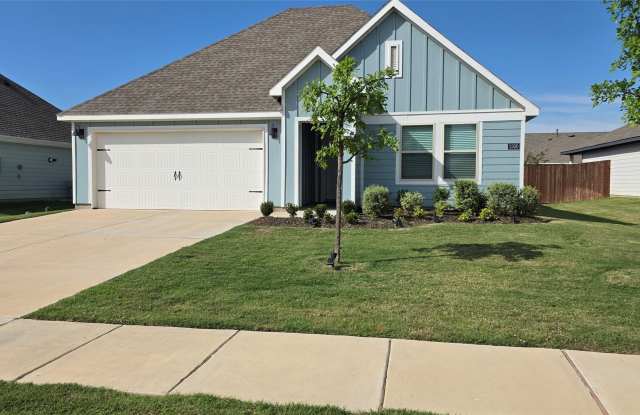 2330 Gardenia Lane Gallery 1