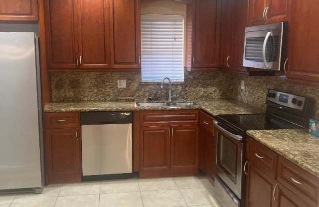 1950 COQUINA Way Gallery 3