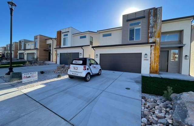 Beautiful Home in Desert Canyon! Gallery 1