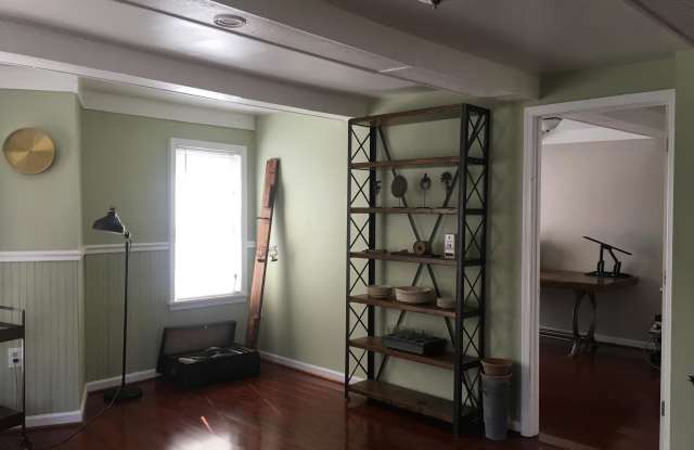 732 MARYLAND AVENUE NE Gallery 4