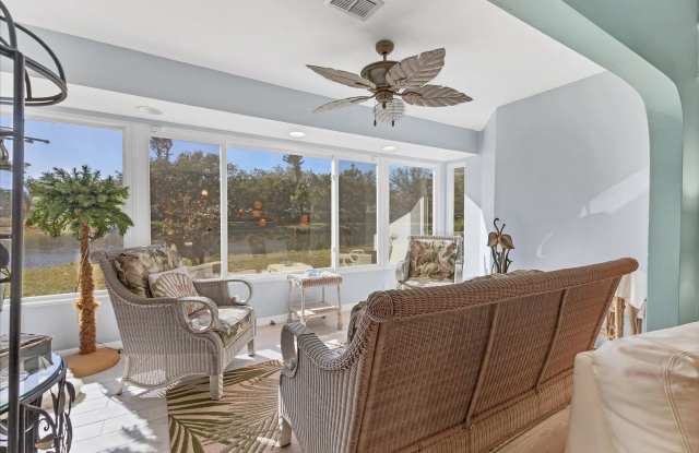 New Listing in The Plantation - 3BD/2BA/2CG Lakefront photos photos
