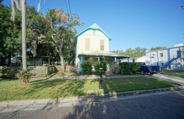 6829 S Fitzgerald St - 6829 South Fitzgerald Street, Tampa, FL 33616