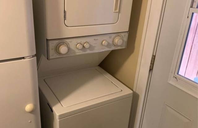 Apartment for Rent! Gallery 3