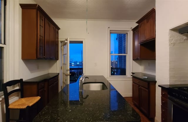 60 CLIFTON PL - 60 Clinton Street, Newark, NJ 07102