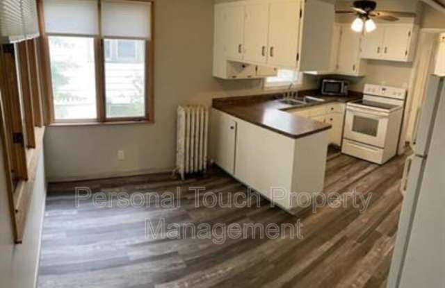 1026 N University Dr photos photos