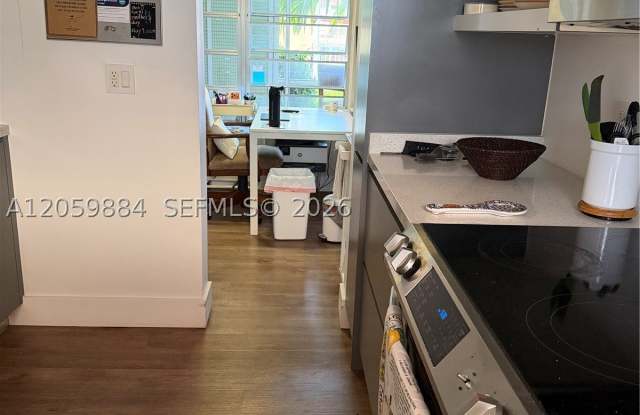 2980 Point East Dr Gallery 4