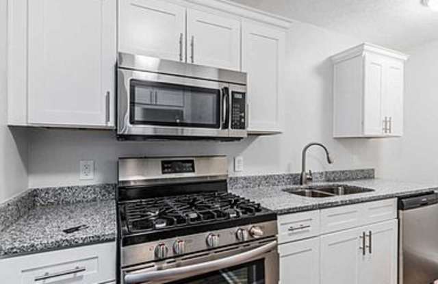 1151 Kentucky St - 1151 Kentucky Street, Bowling Green, KY 42101