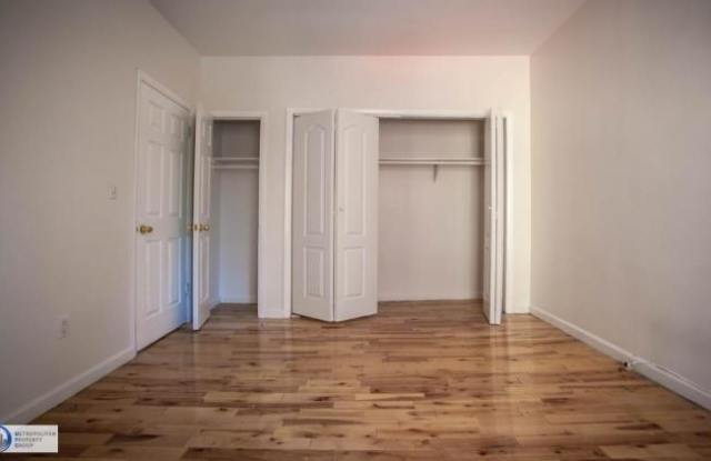 811 Ninth Avenue Gallery 3
