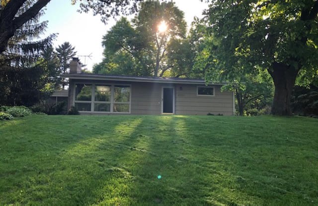 10722 Morgan Ave S - 10722 Morgan Avenue South, Bloomington, MN 55431