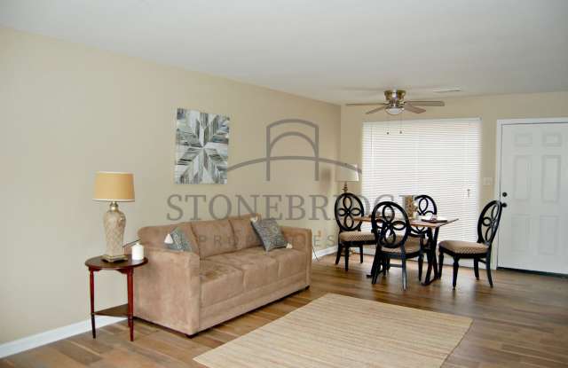 2 bed, 1.5 bath townhome in Helena Gallery 3