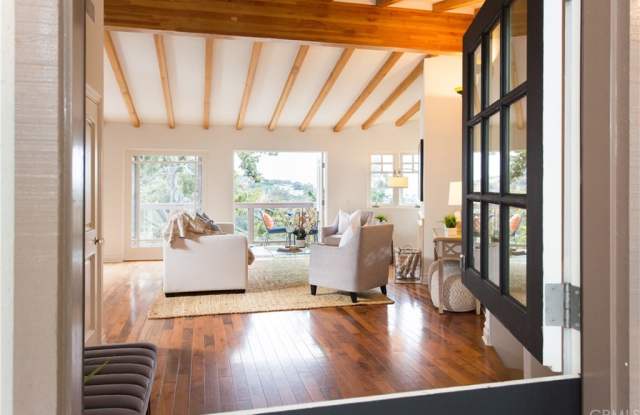 1450 Bluebird Canyon Drive Gallery 4