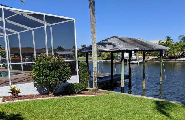 913 BUNKER VIEW DRIVE Gallery 2