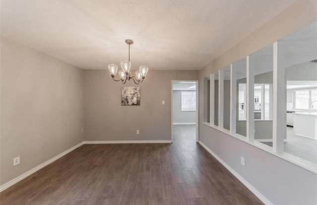 7325 Catbrier Court Gallery 4