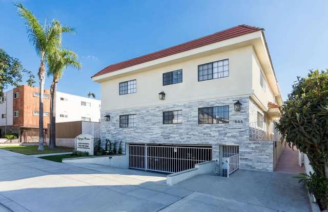 544 E Tujunga Ave photos photos