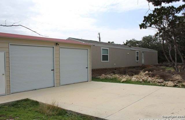 846 INGLEWOOD DR photos photos