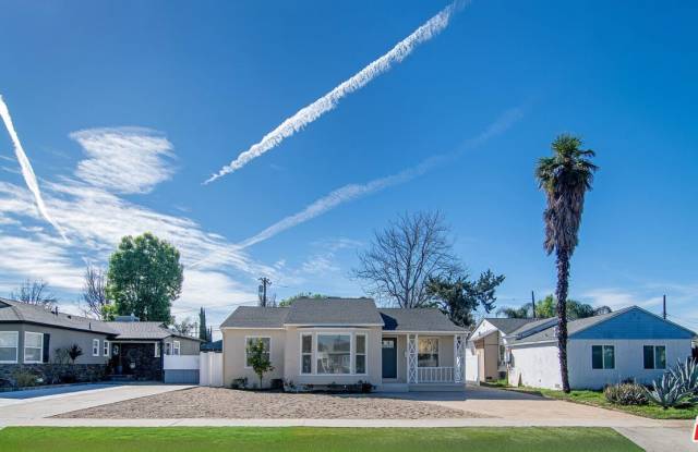 17638 Welby Way photos photos