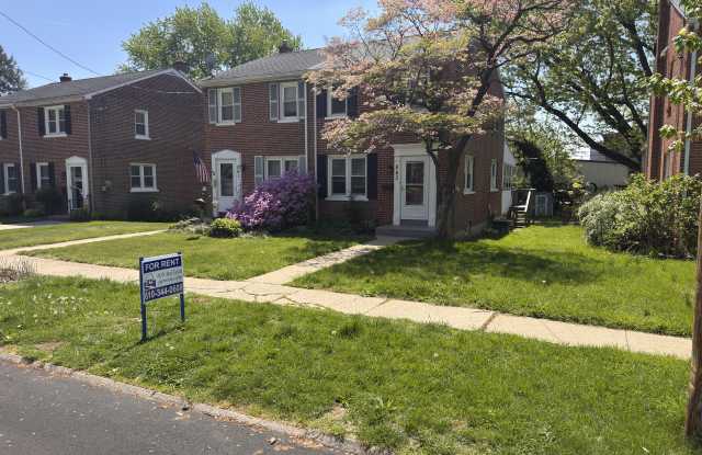 863 Fountain Ave photos photos