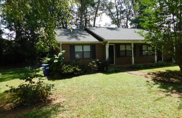 129 Kimberly Way SW - 129 Kimberly Way, Marietta, GA 30064