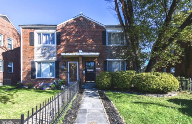 5713 3RD STREET NE - 5713 3rd Street Northeast, Washington, DC 20011