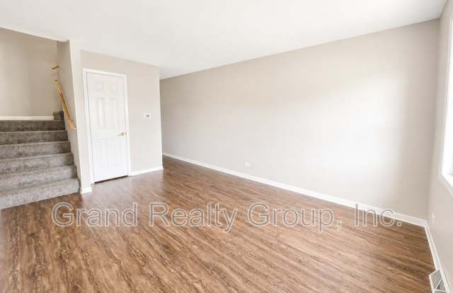 632 Anita Gallery 3