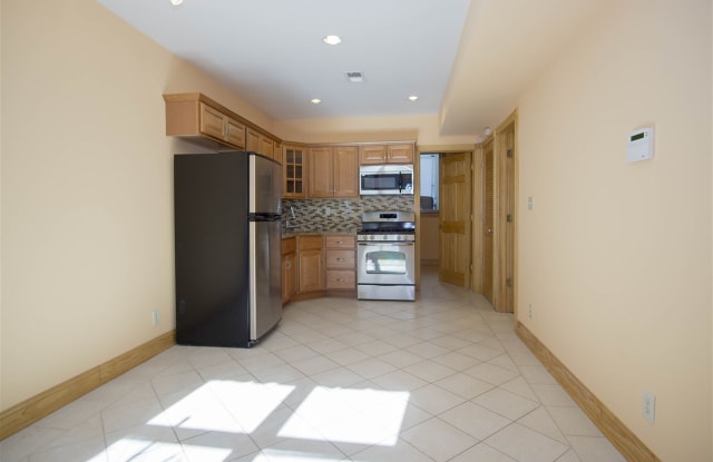 157 CHESTNUT AVE - 157 Chestnut Avenue, Jersey City, NJ 07306
