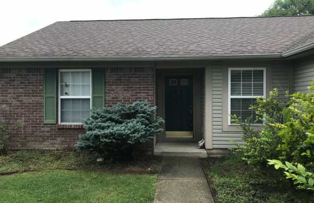 Fishers - 3 bedroom ranch - 11446 Meadowlark Circle, Fishers, IN 46038