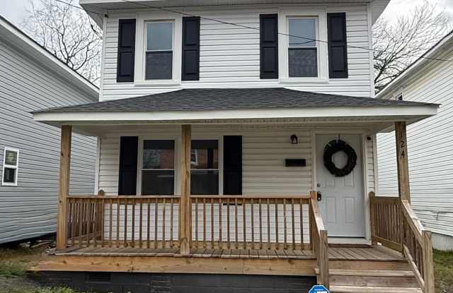 Updated 4 bedroom 2 bath home! photos photos