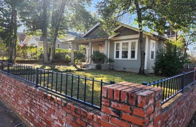 637 S Chilton Apt C photos photos