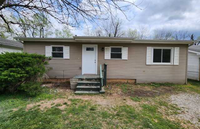 Spacious 2-Bedroom, 1-Bathroom Home AVAILABLE NOW!! photos photos