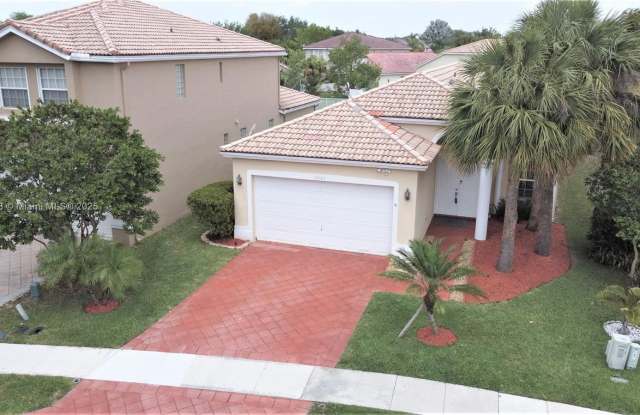 12363 NW 53rd St photos photos