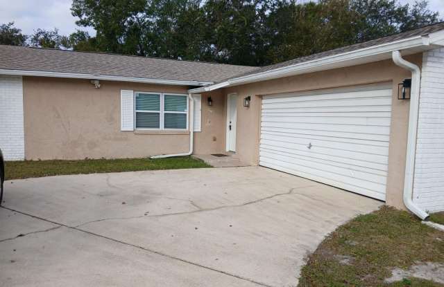 Remodeled, 4 Bedroom, 2 Bathroom close to schools, shopping and highways ... photos photos