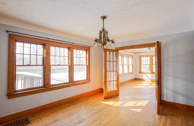5648-50 Whittaker Rd - 5648-1 photos photos