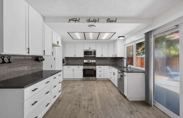 7734 Cotswald Way Gallery 2