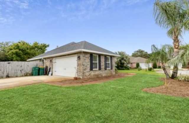 500 Baywood Court Gallery 2