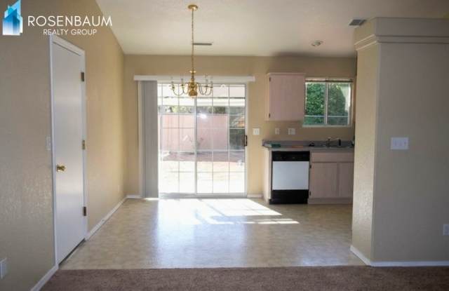 3912 North Taylor Drive Gallery 3