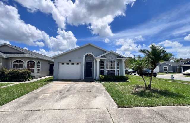Spacious 3BR Corner Lot Home with Large Fenced Yard  2-Car Garage – Prime East Orlando Location! photos photos
