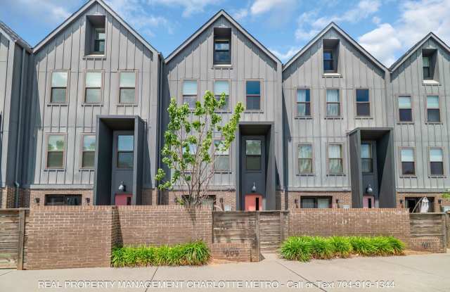 3 Bedroom Modern Luxury Living in the Heart of Villa Heights Gallery 1